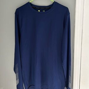 Men’s long sleeves